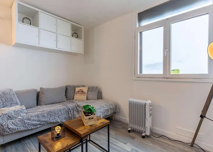 Appartement Rénové Au Pied Des Pistes, Idéal Famille - Fr-1-296-518 *